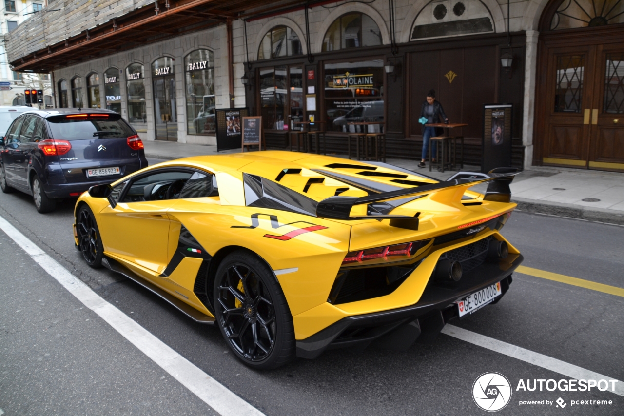 Lamborghini Aventador LP770-4 SVJ