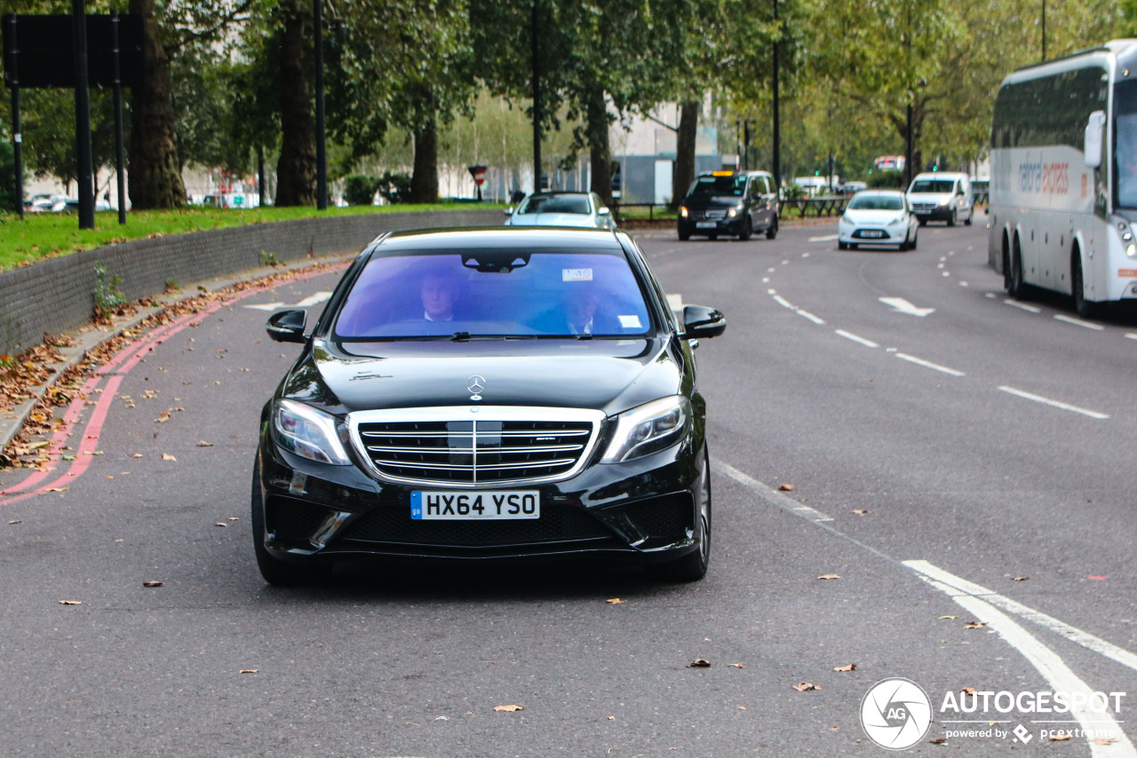 Mercedes-Benz S 65 AMG V222