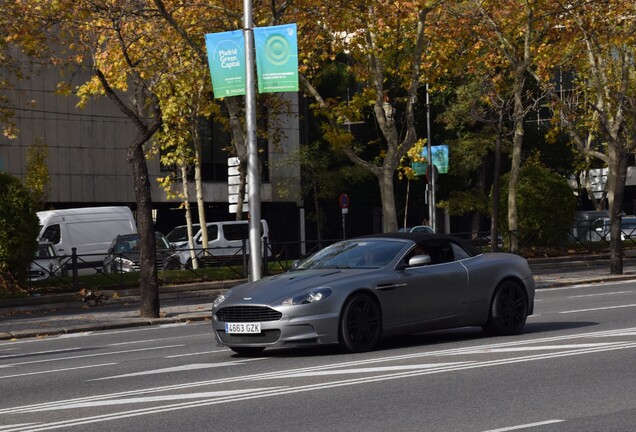 Aston Martin DB9 Volante