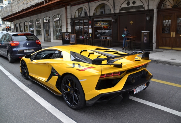 Lamborghini Aventador LP770-4 SVJ