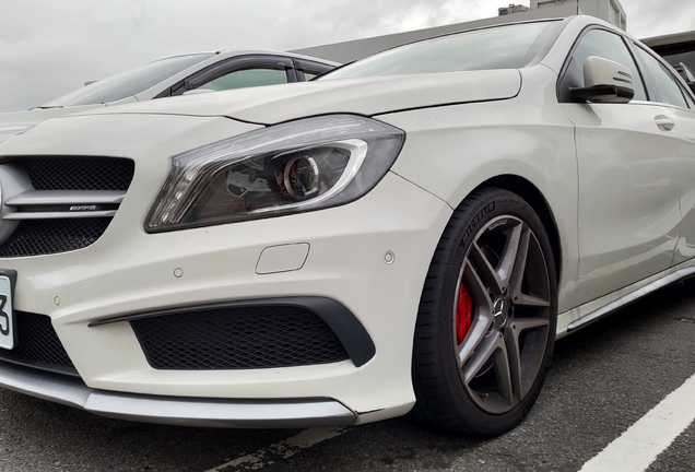 Mercedes-Benz A 45 AMG