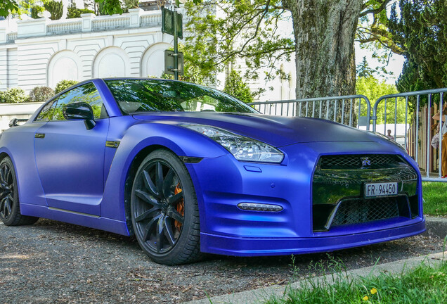 Nissan GT-R 2012