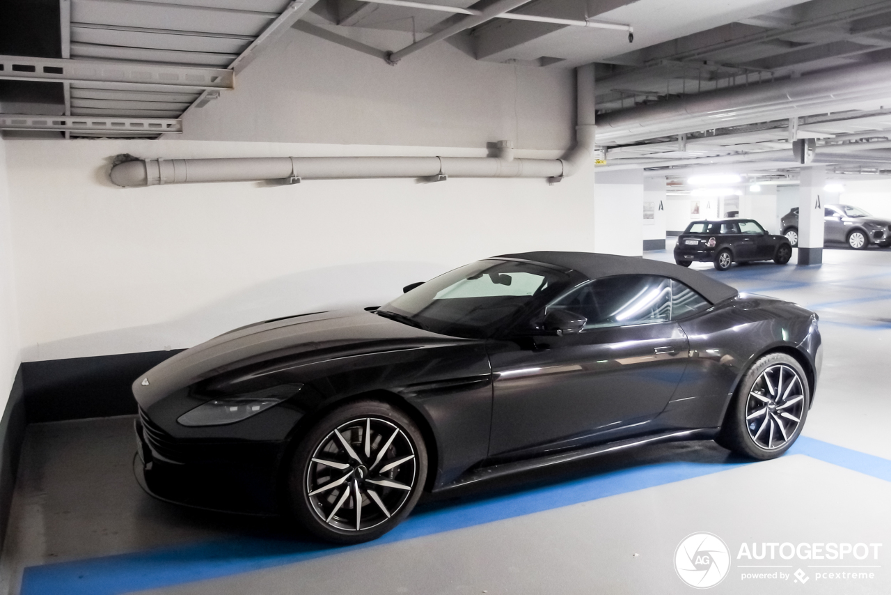 Aston Martin DB11 V8 Volante