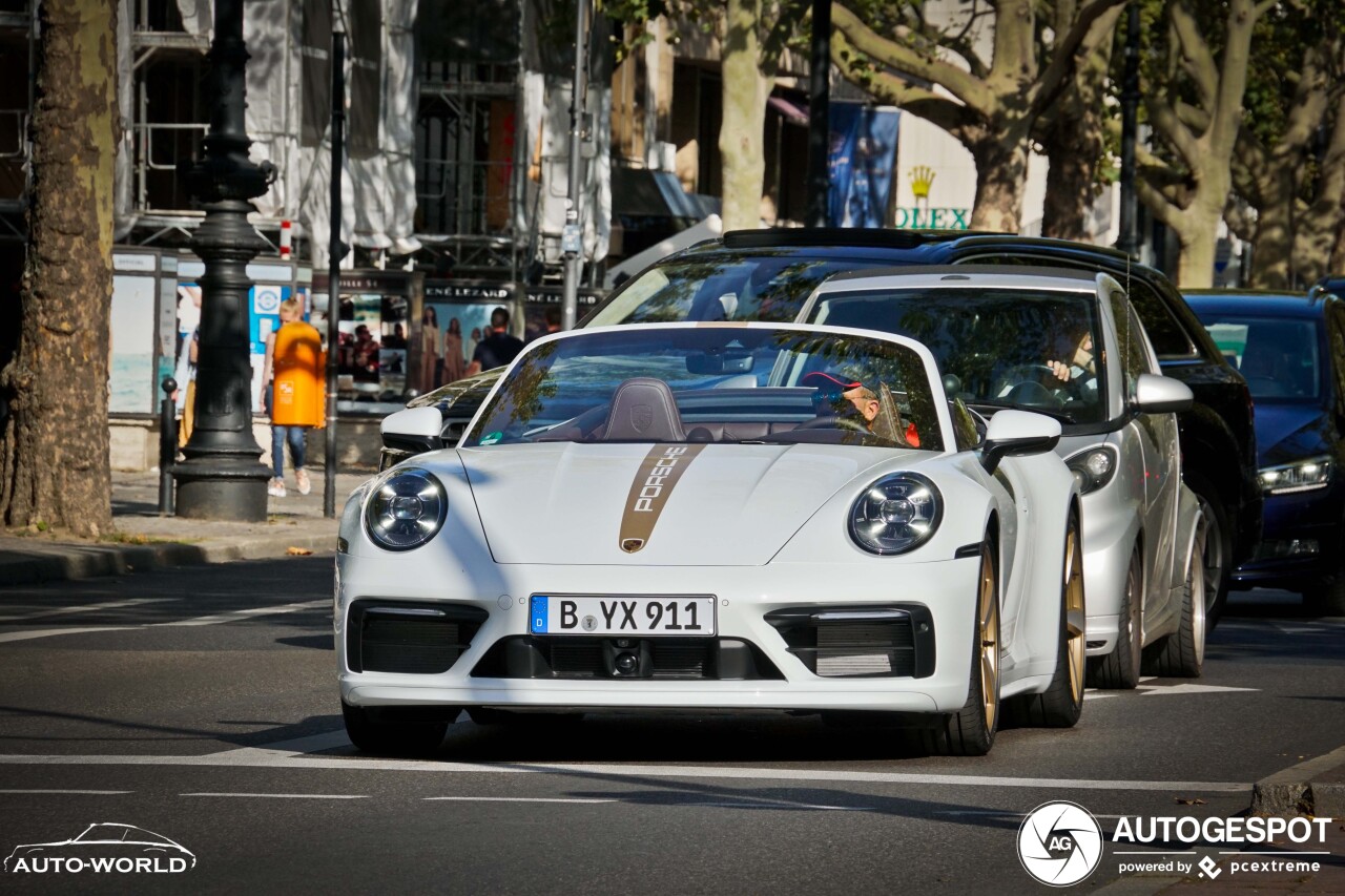 Porsche 992 Carrera 4S Cabriolet