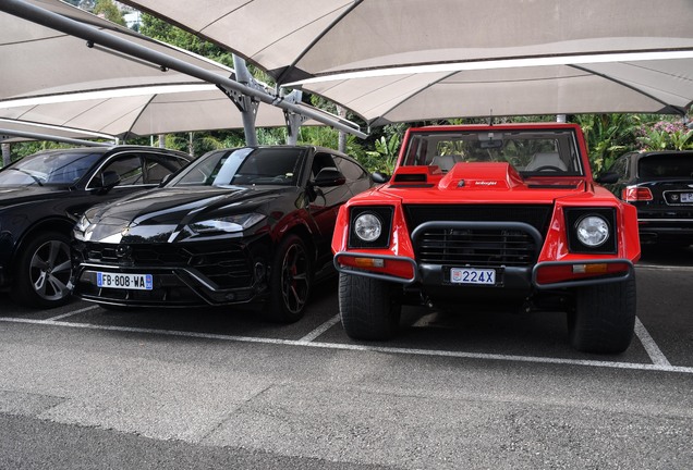 Lamborghini LM002