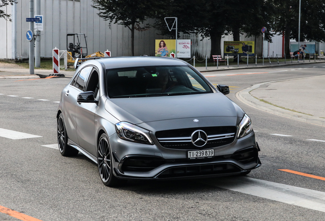 Mercedes-AMG A 45 W176 2015