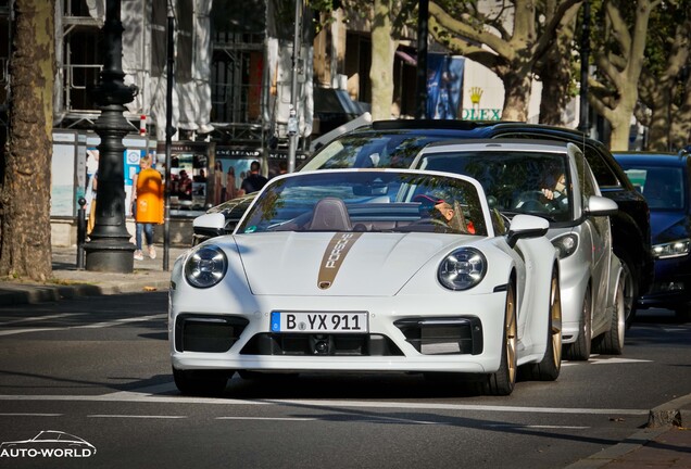 Porsche 992 Carrera 4S Cabriolet