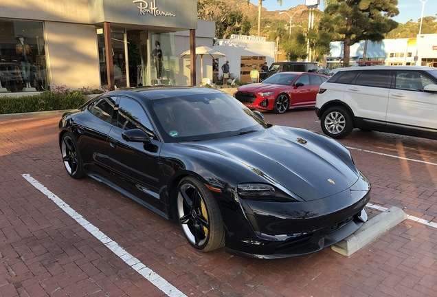 Porsche Taycan Turbo S