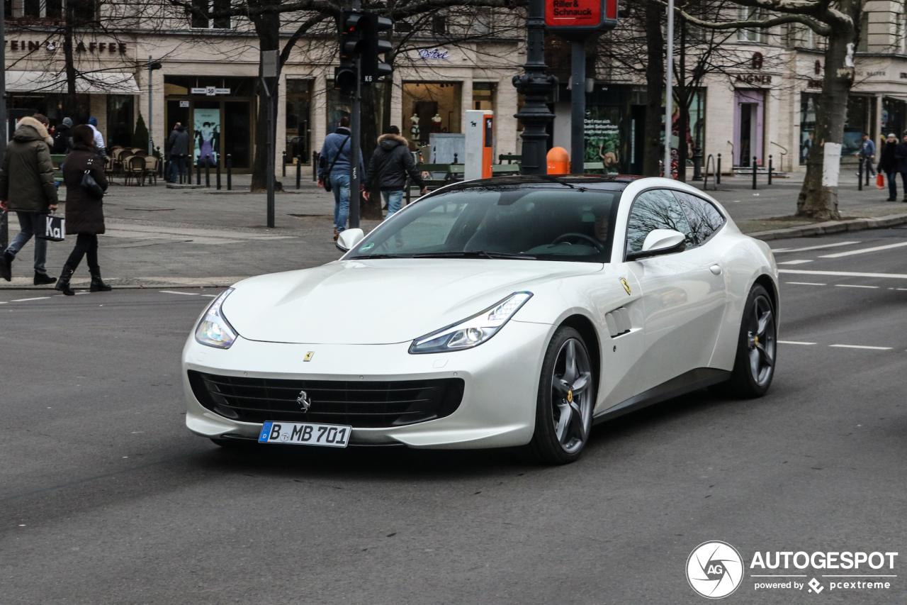 Ferrari GTC4Lusso