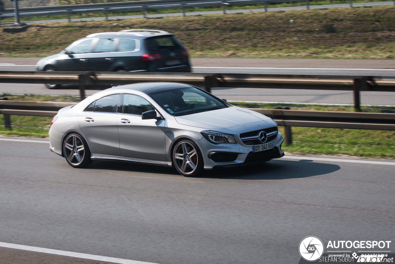 Mercedes-Benz CLA 45 AMG C117