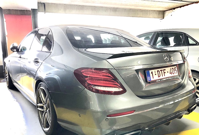 Mercedes-AMG E 63 S W213