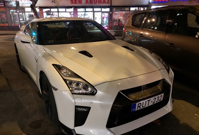 Nissan GT-R 2017