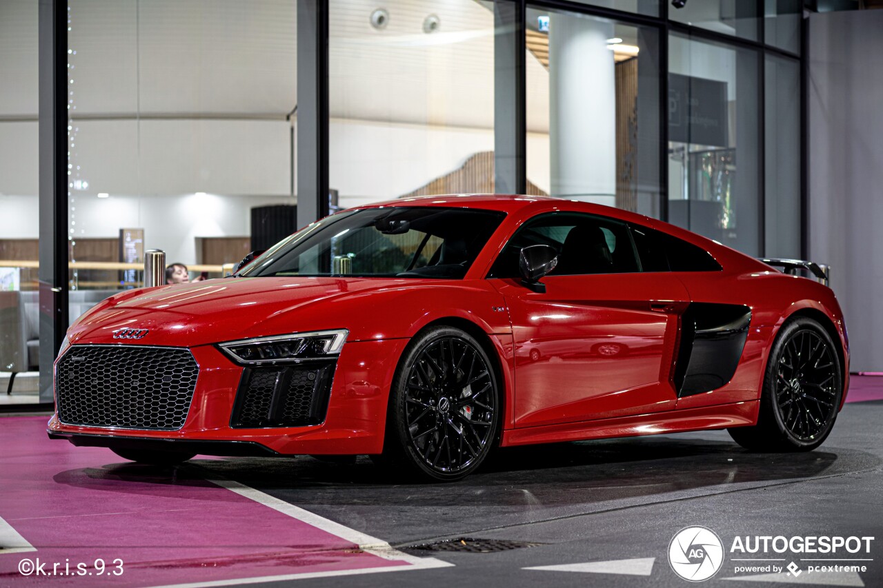 Audi R8 V10 Plus 2015