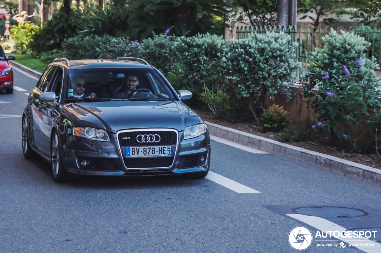 Audi RS4 Avant B7