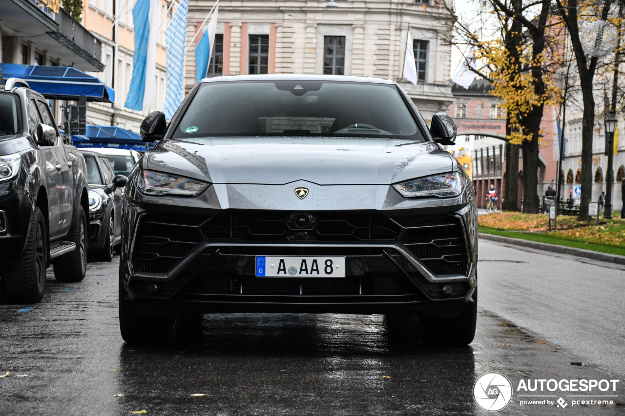 Lamborghini Urus