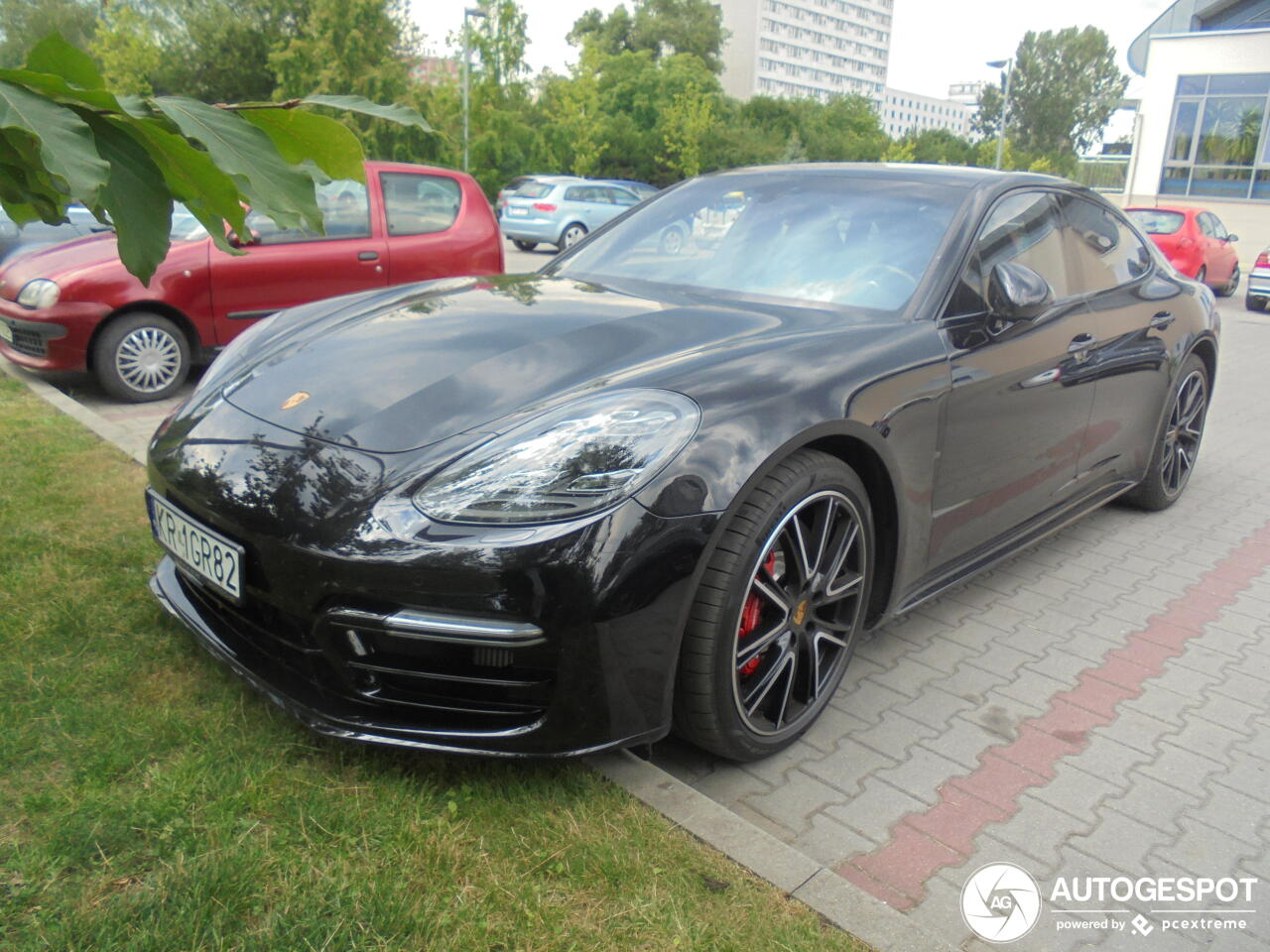 Porsche 971 Panamera Turbo