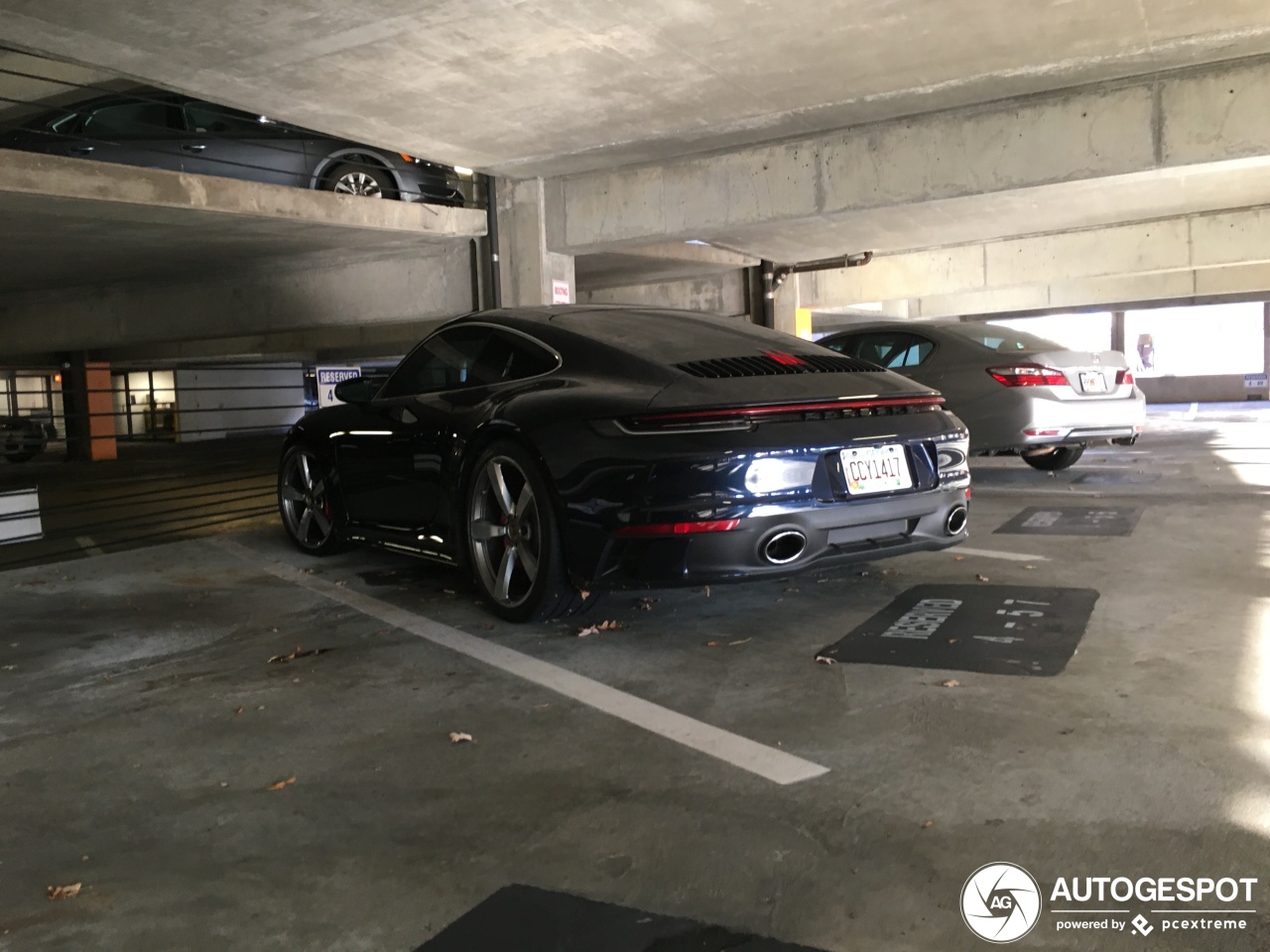 Porsche 992 Carrera 4S