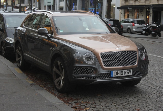 Bentley Bentayga V8