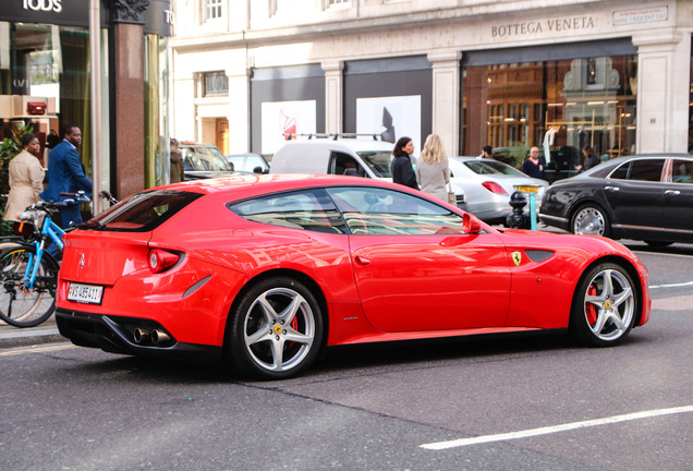 Ferrari FF