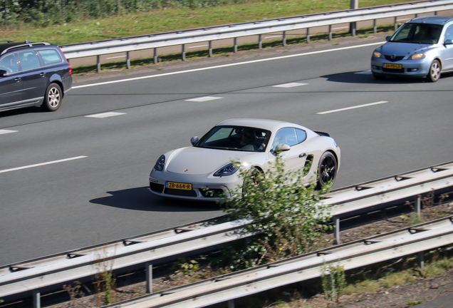 Porsche 718 Cayman S