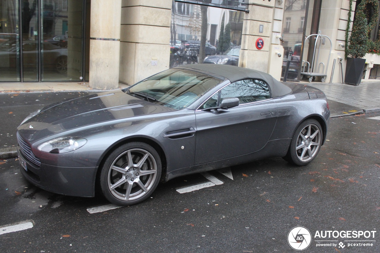 Aston Martin V8 Vantage Roadster