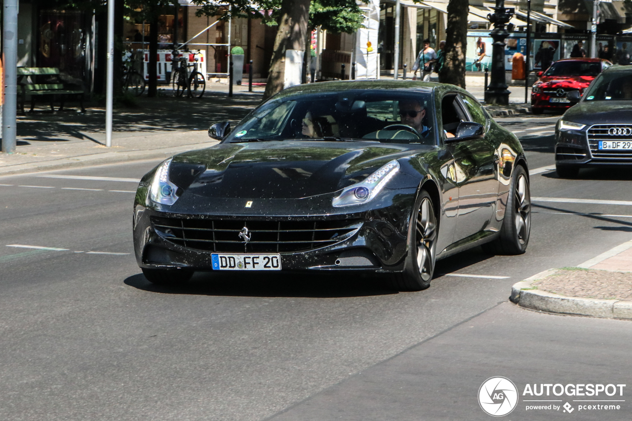 Ferrari FF