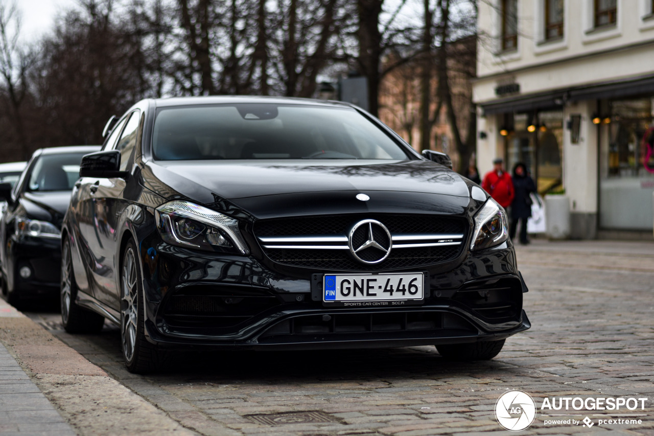 Mercedes-AMG A 45 W176 2015