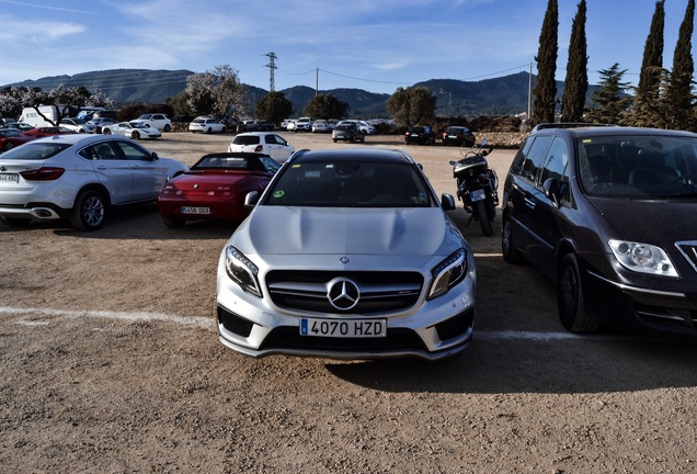 Mercedes-Benz GLA 45 AMG X156