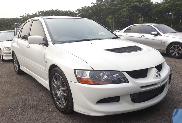 Mitsubishi Lancer Evolution VIII MR