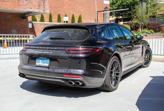 Porsche 971 Panamera Turbo S E-Hybrid Sport Turismo