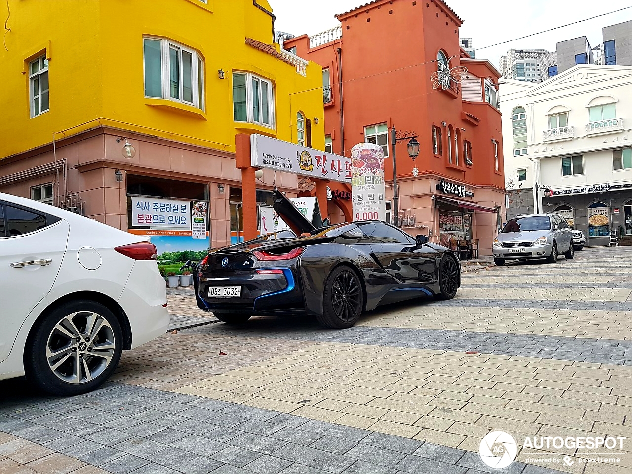 BMW i8 Roadster