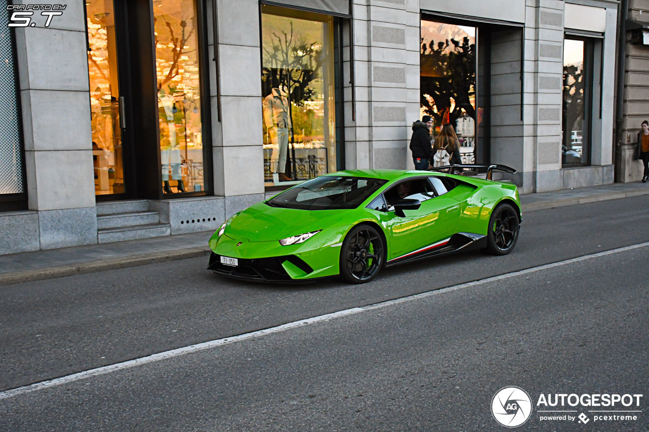 Lamborghini Huracán LP640-4 Performante