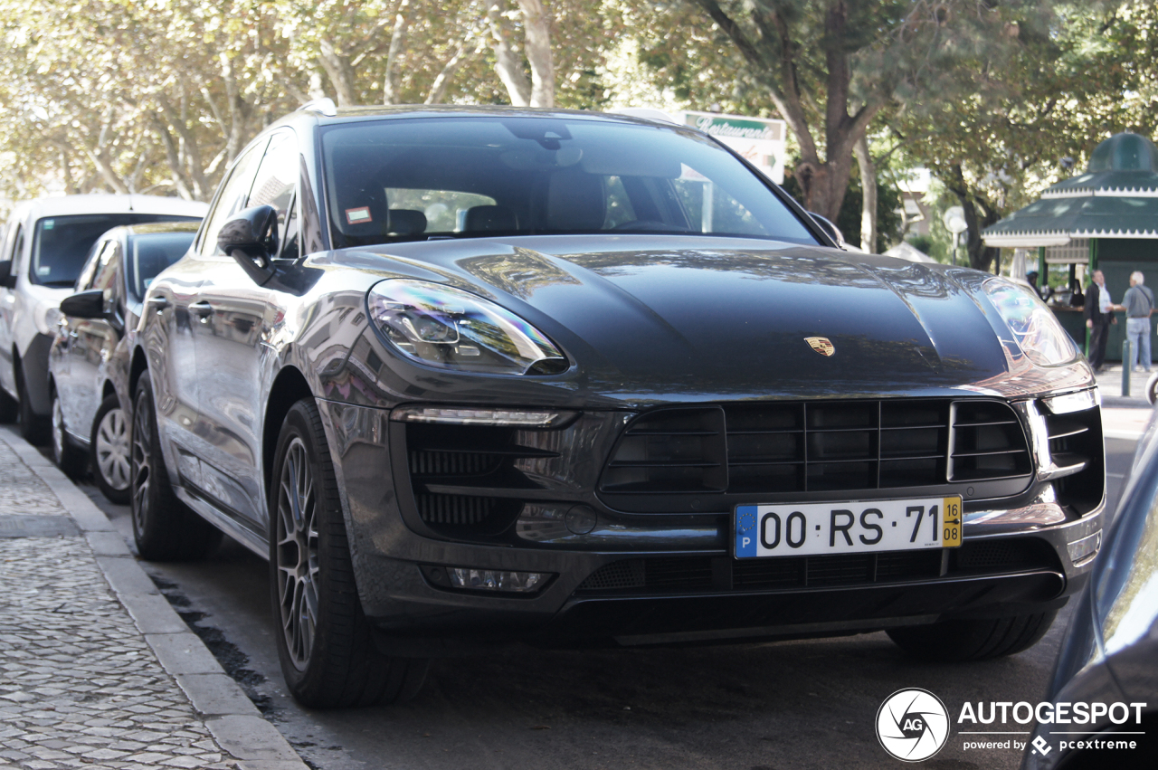 Porsche 95B Macan GTS