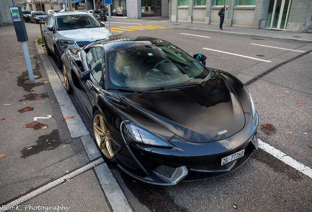 McLaren 570S