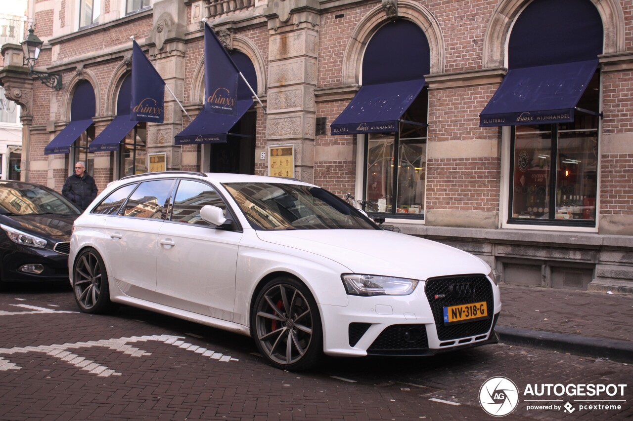 Audi RS4 Avant B8