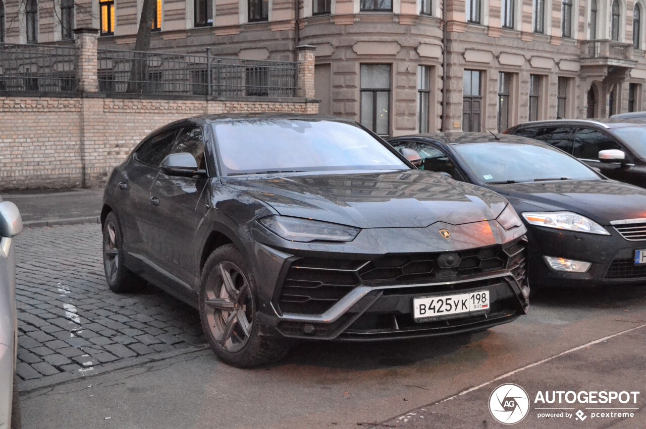 Lamborghini Urus