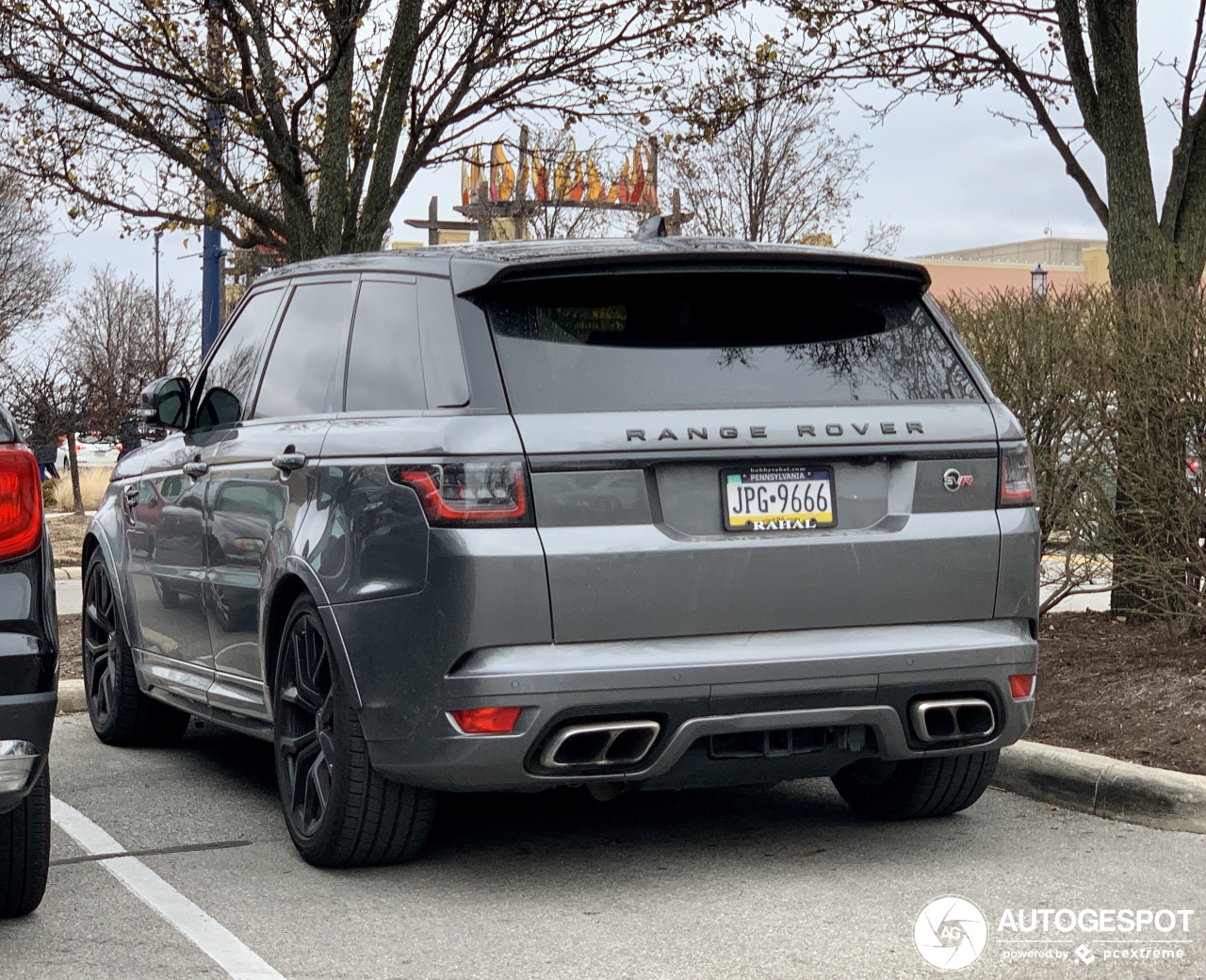 Land Rover Range Rover Sport SVR 2018