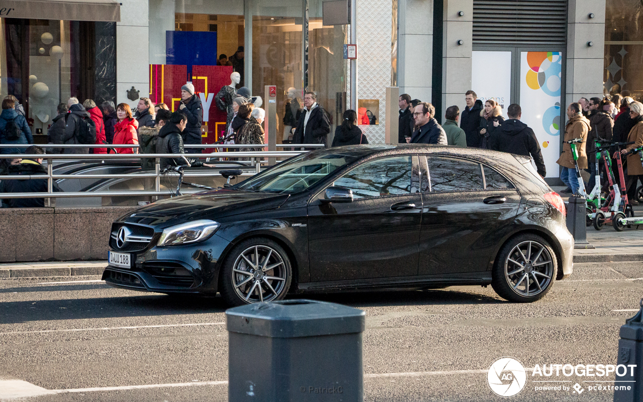 Mercedes-AMG A 45 W176 2015