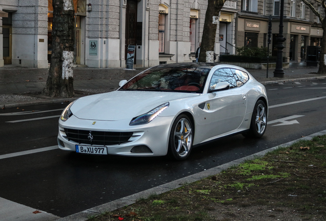 Ferrari FF