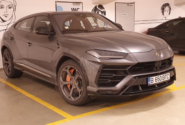 Lamborghini Urus