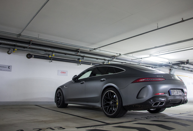 Mercedes-AMG GT 63 X290