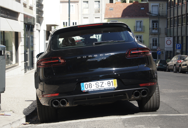 Porsche 95B Macan GTS