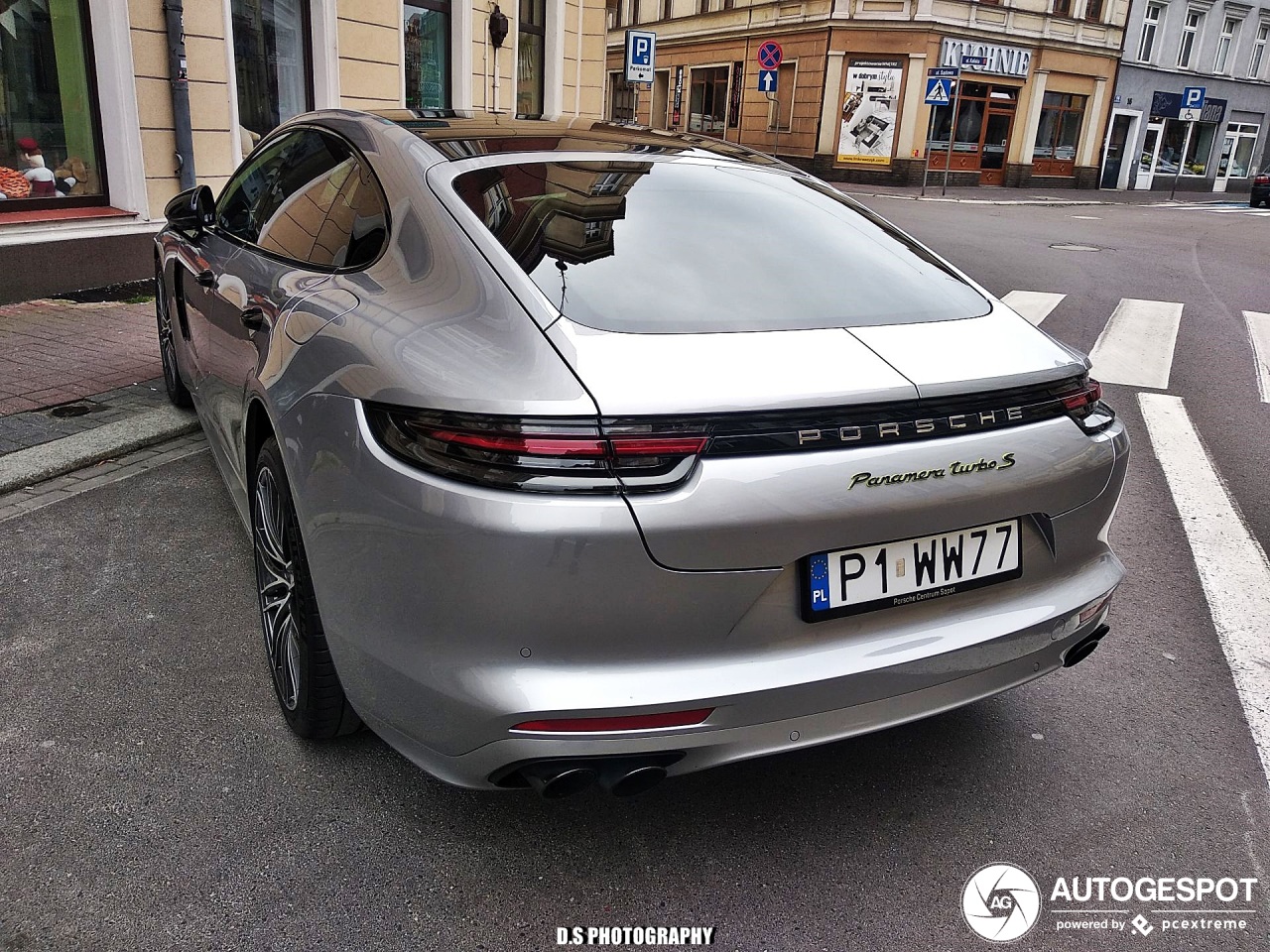 Porsche 971 Panamera Turbo S E-Hybrid