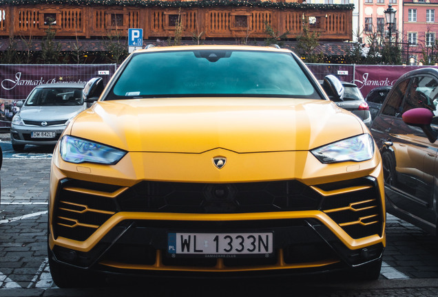 Lamborghini Urus