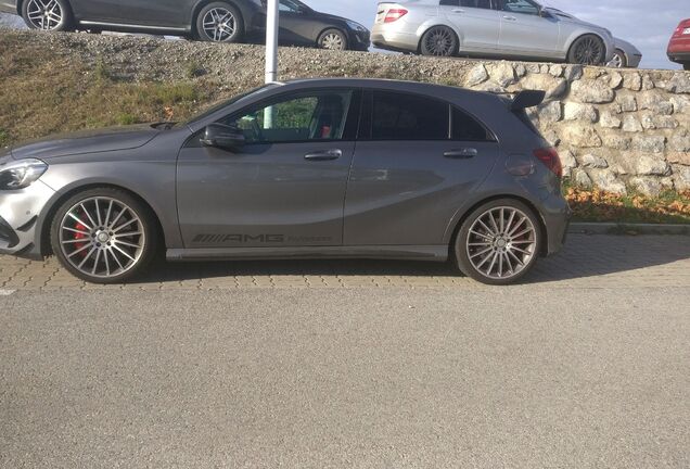 Mercedes-AMG A 45 W176 2015