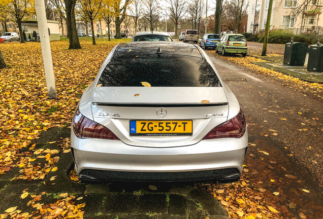 Mercedes-Benz CLA 45 AMG C117