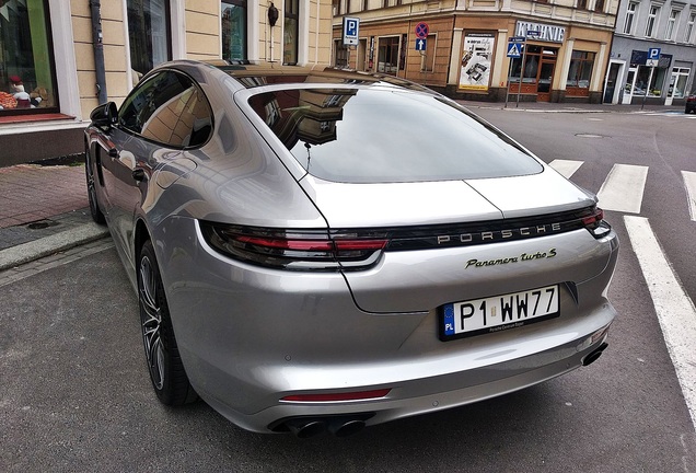 Porsche 971 Panamera Turbo S E-Hybrid