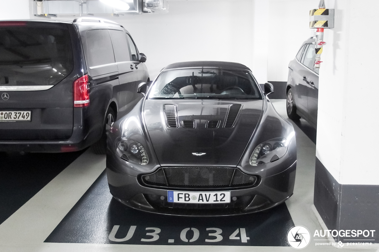 Aston Martin V12 Vantage S Roadster