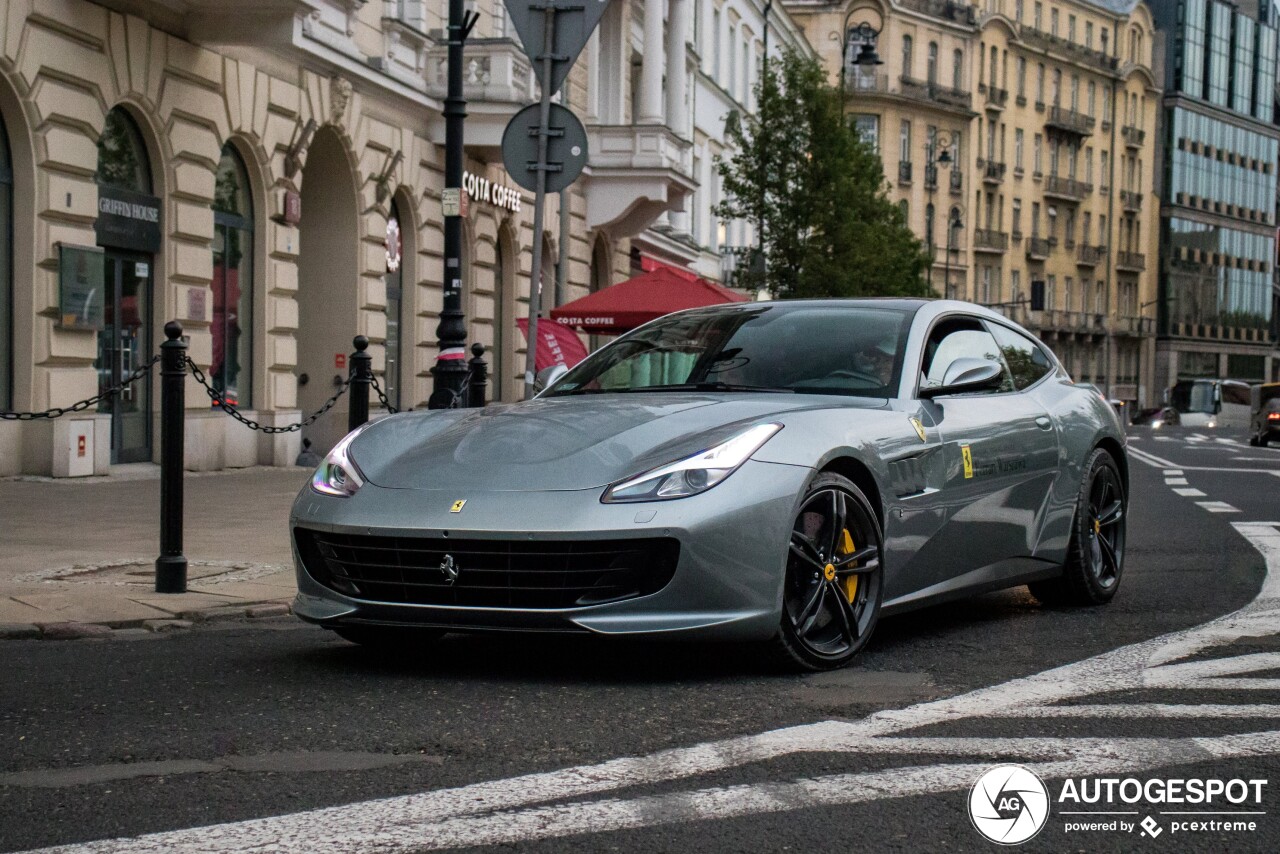 Ferrari GTC4Lusso