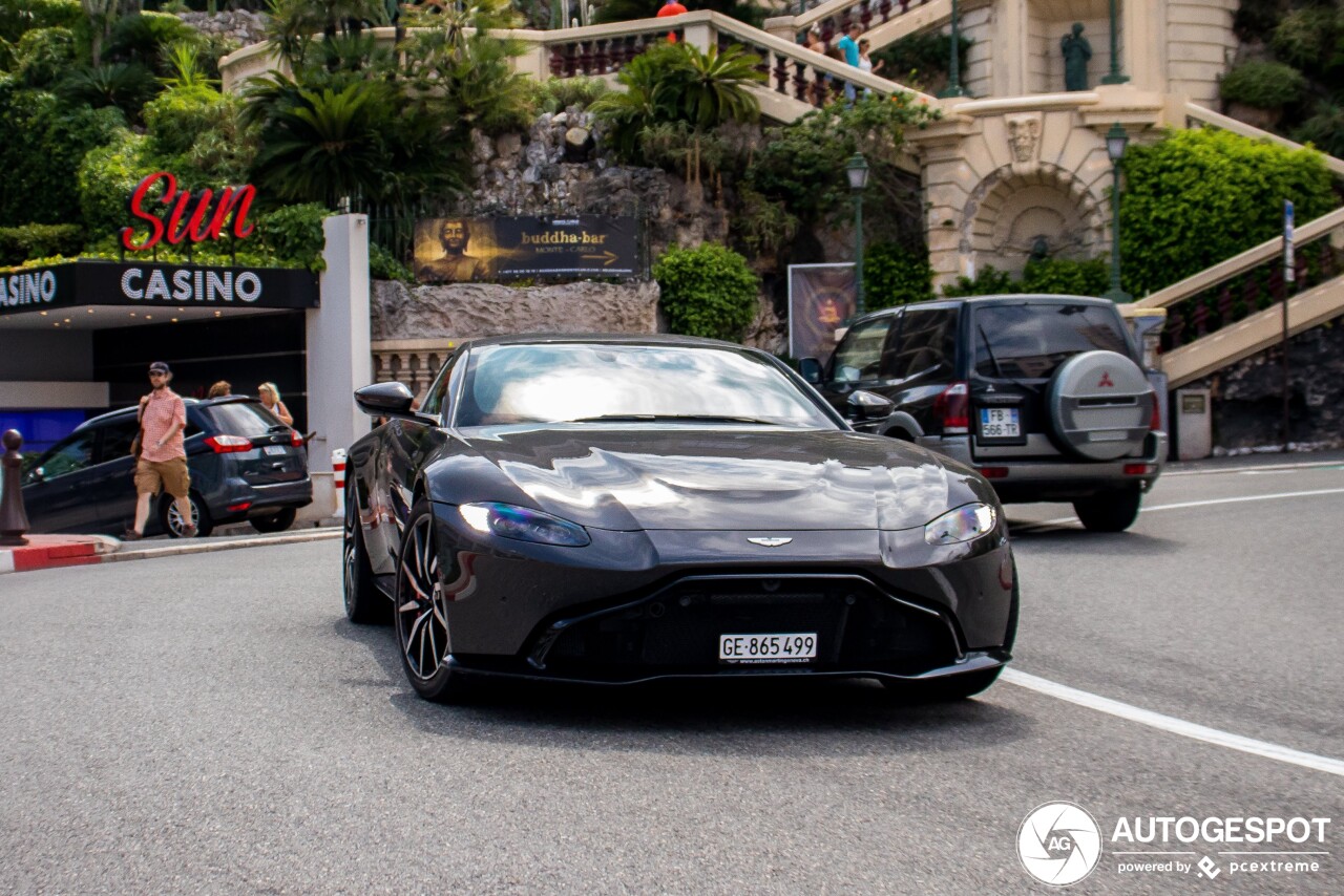 Aston Martin V8 Vantage 2018